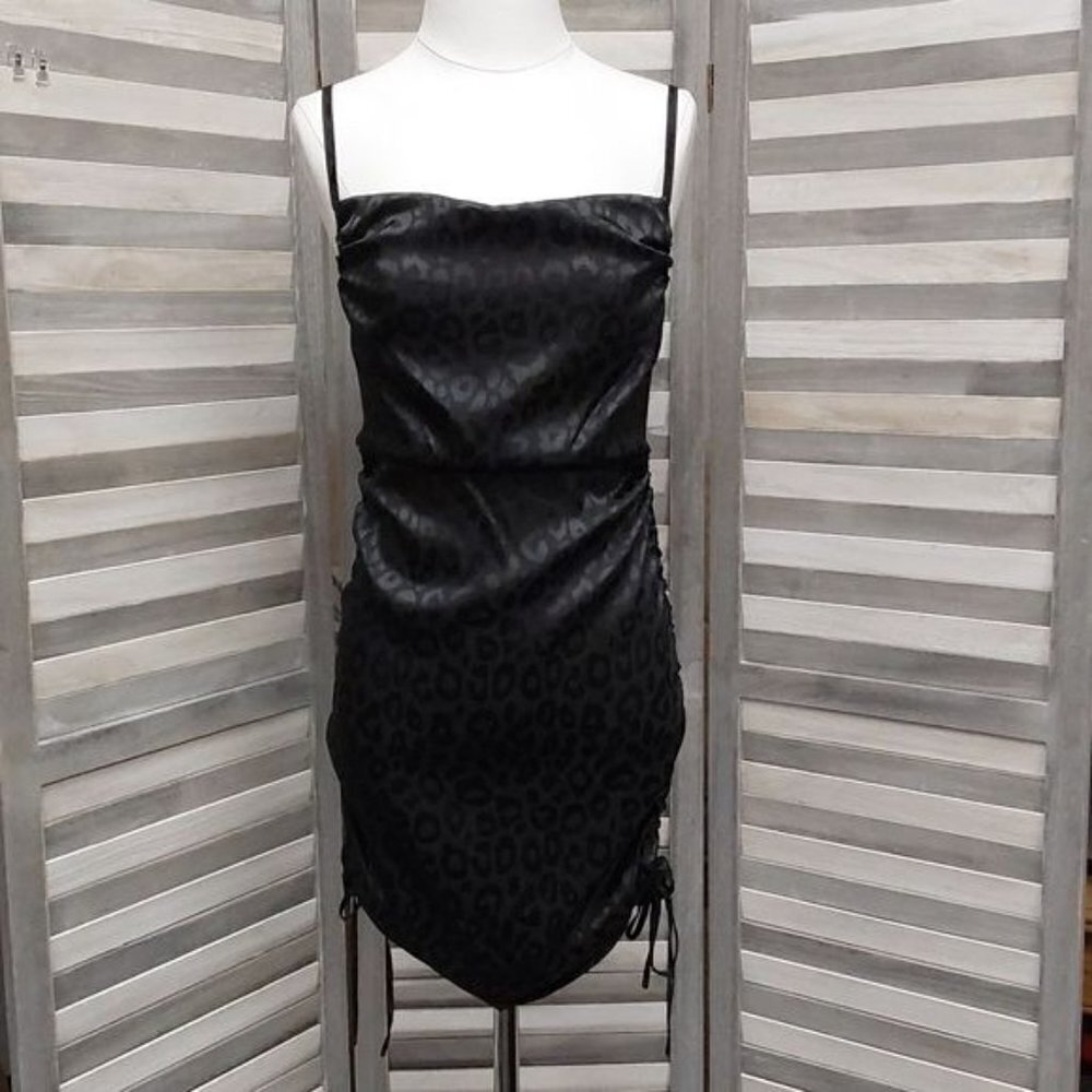 59 - Women's sleeveless ruched side bodycon dress, | Wild Fable | Medium